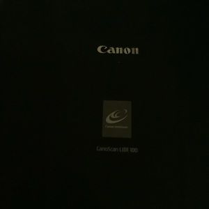 This Canon CanoScan LiDE 100 flatbed scanner is the perfect addition to